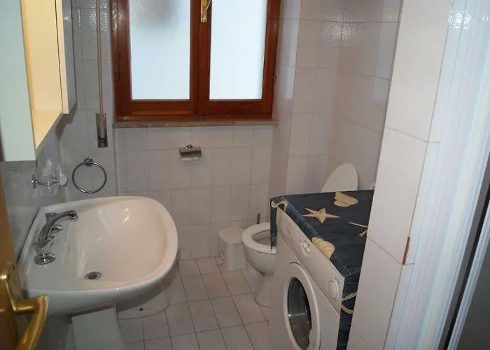 L'adriatico, Villarosa *