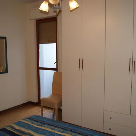 公寓 L'adriatico, Villarosa 阿尔巴·阿德里亚蒂卡